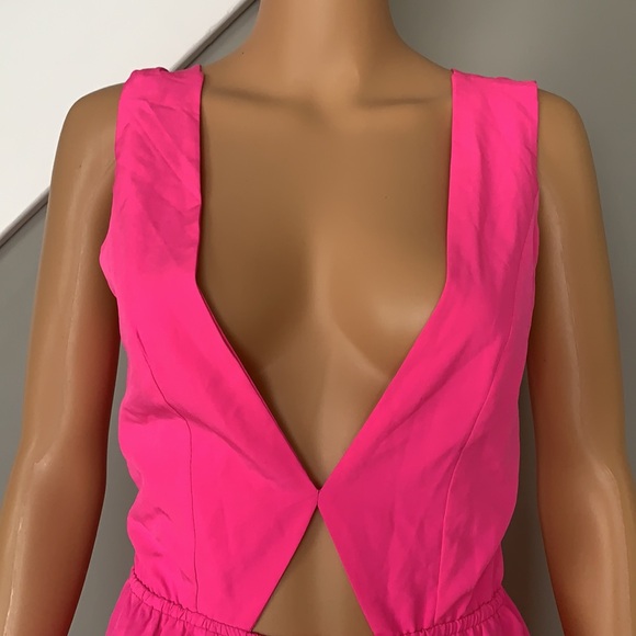 Pink romper - Picture 2 of 9